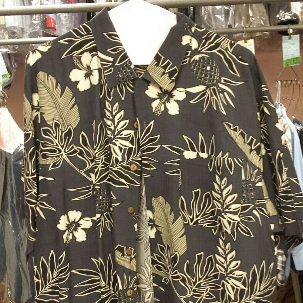 Tommy Bahama shirt